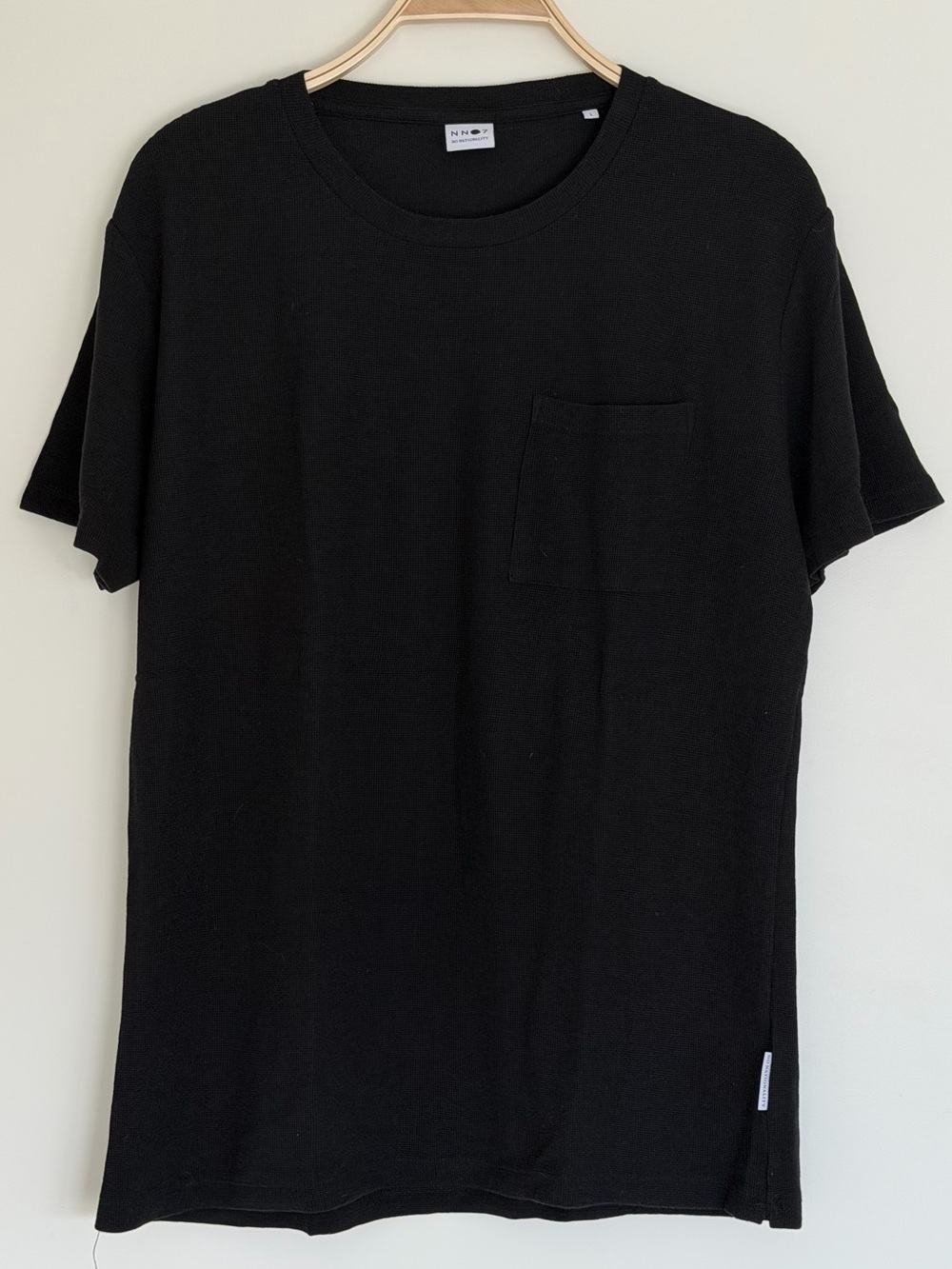 Men’s No Nationality NN.07 Black Textured Pocket T-Shirt